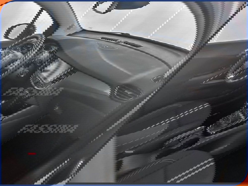 Opel Crossland usata a Milano (12)