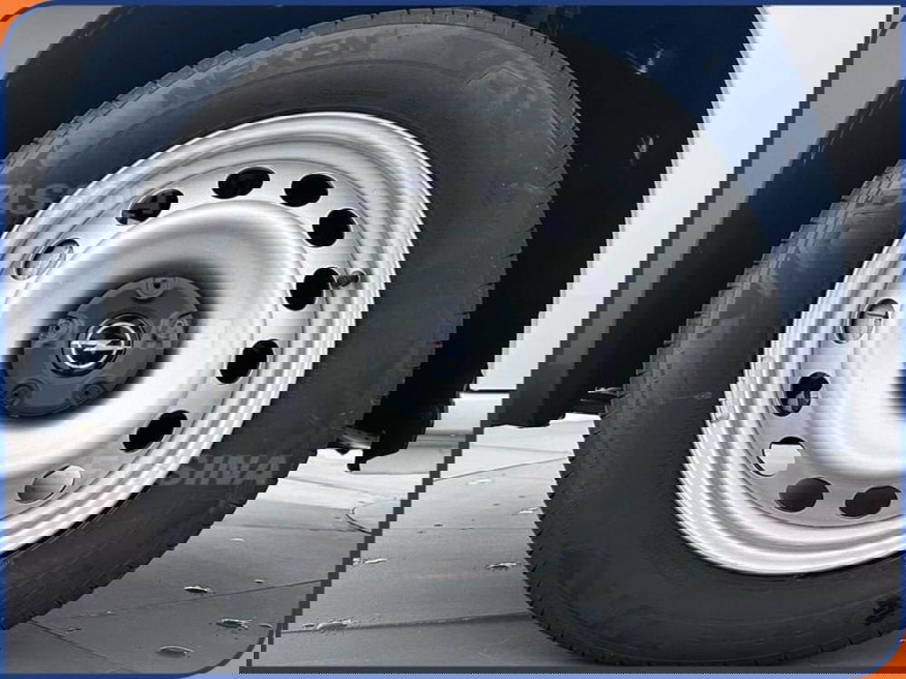 Opel Combo Life nuova a Milano (7)