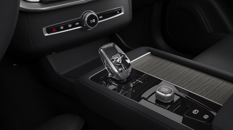 Volvo XC90 nuova a Milano (10)