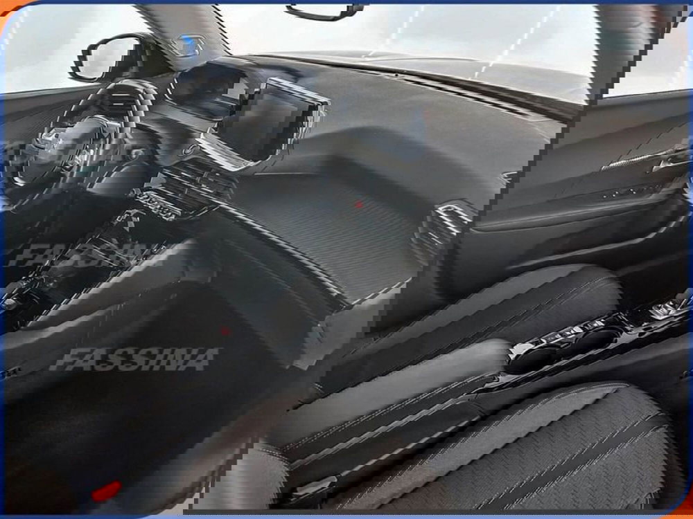 Peugeot 2008 usata a Milano (12)
