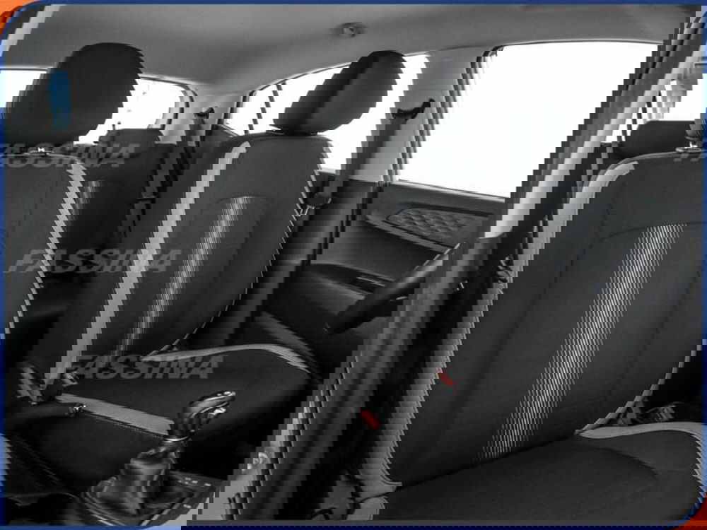 Hyundai i10 nuova a Milano (13)