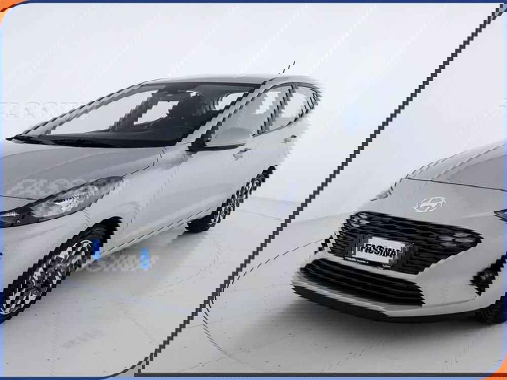 Hyundai i10 nuova a Milano (3)