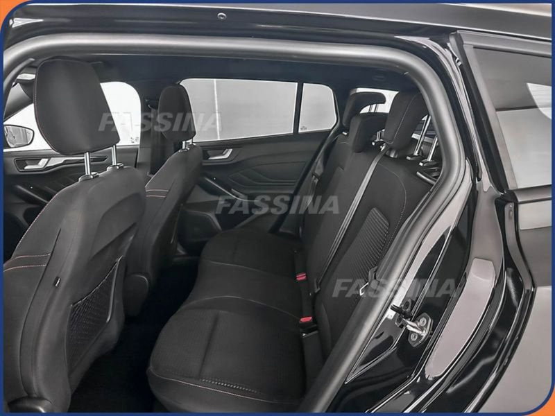 Ford Focus Station Wagon usata a Milano (10)