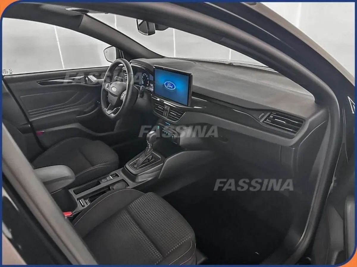 Ford Focus Station Wagon usata a Milano (12)