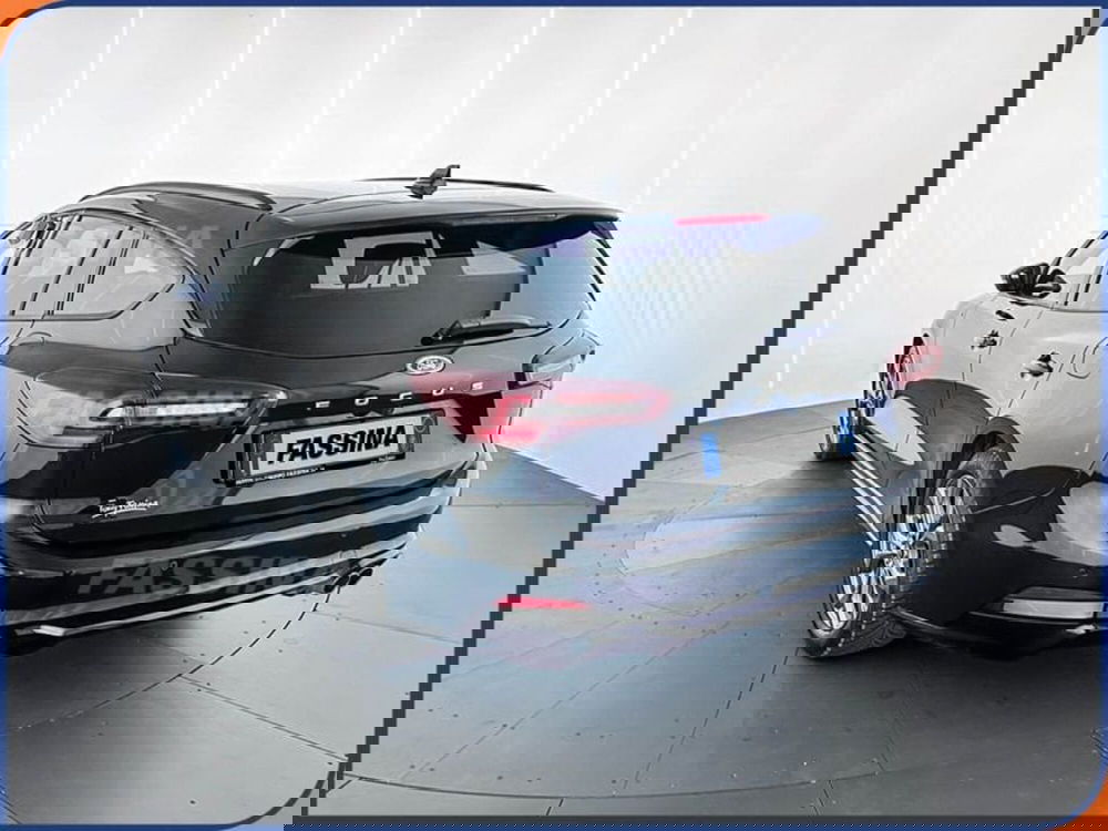 Ford Focus Station Wagon usata a Milano (4)