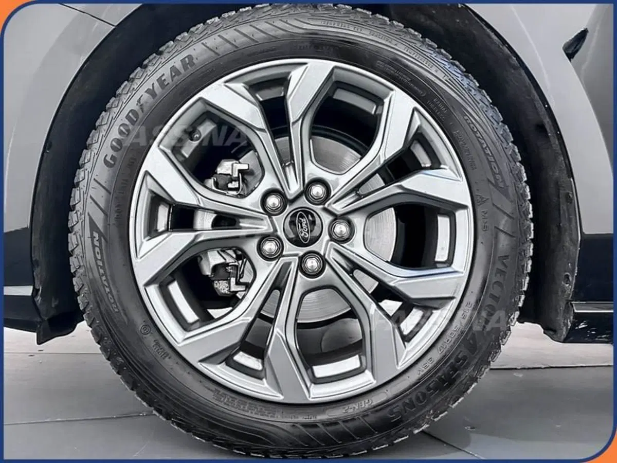 Ford Focus Station Wagon usata a Milano (7)