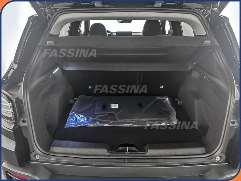 Jeep Avenger nuova a Milano (11)