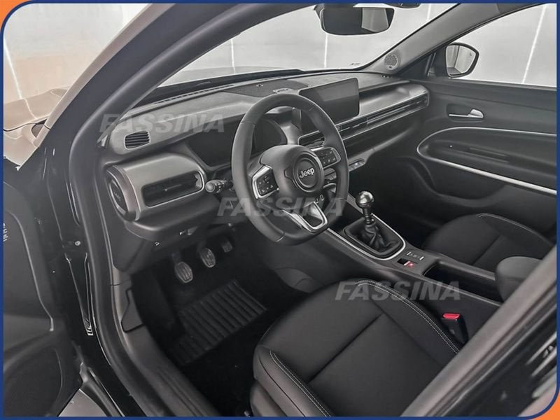 Jeep Avenger nuova a Milano (9)