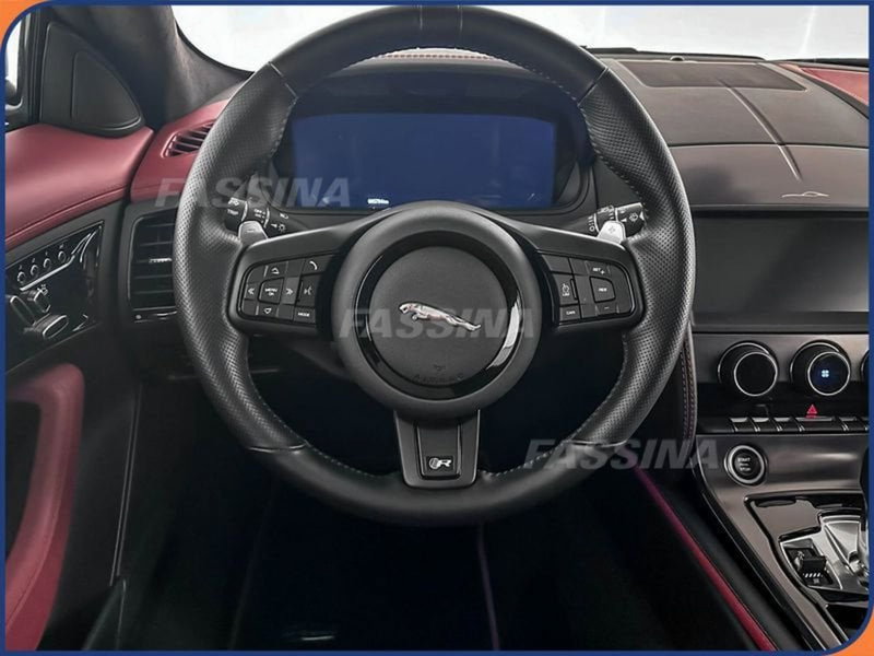 Jaguar F-Type Coupé usata a Milano (11)