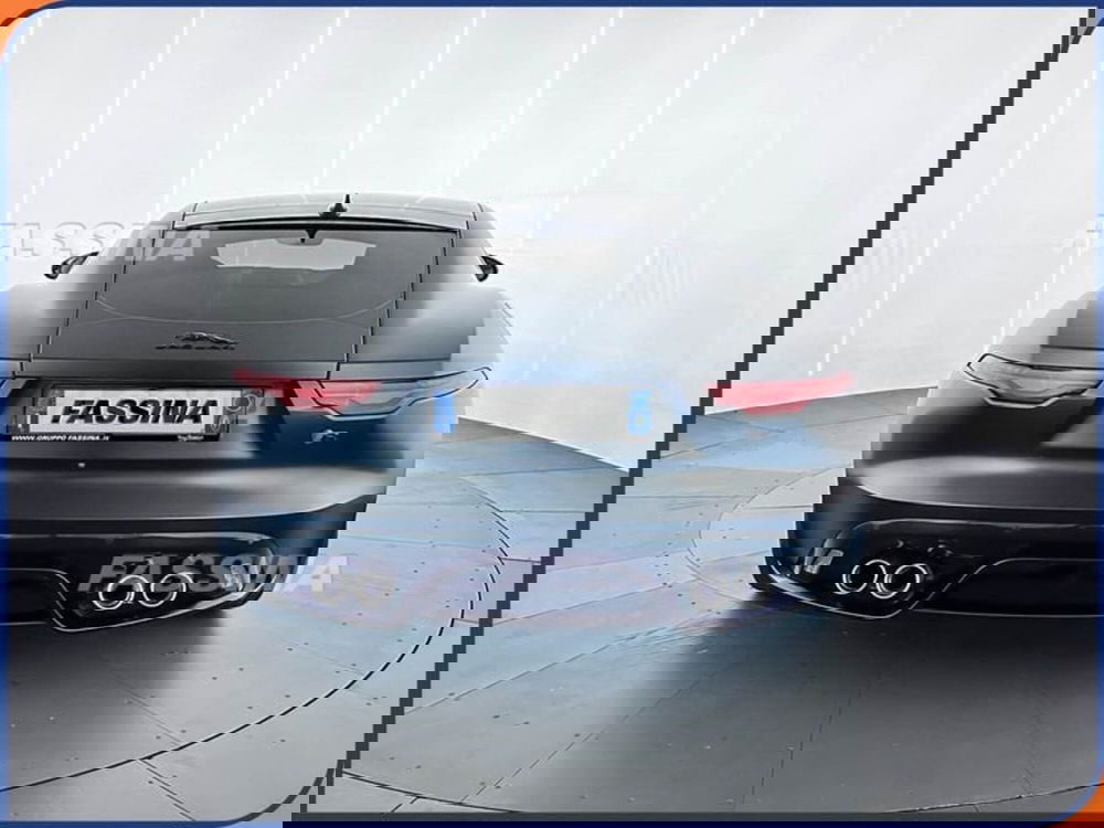 Jaguar F-Type Coupé usata a Milano (5)