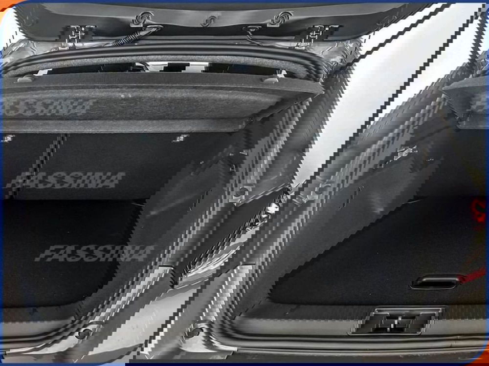 Renault Captur nuova a Milano (11)