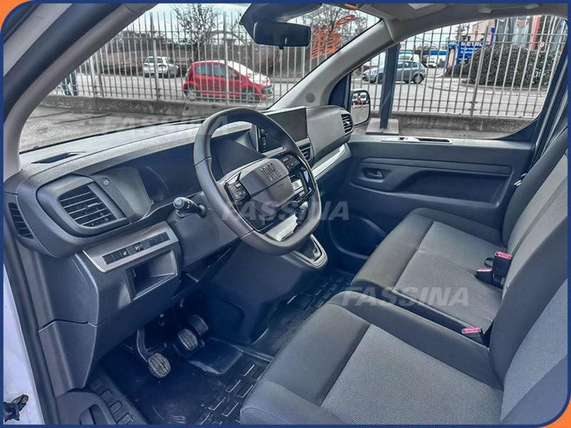 Fiat Scudo Furgone nuova a Milano (8)