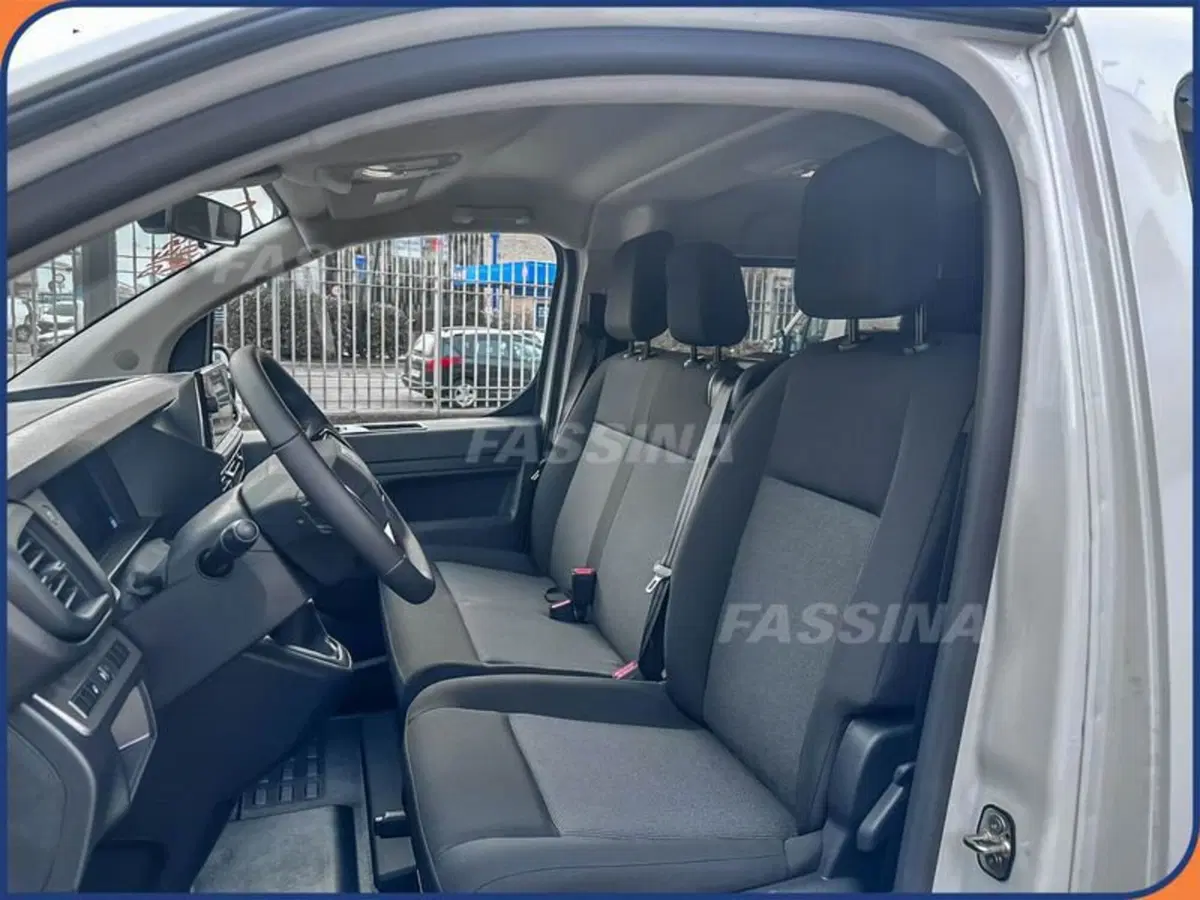 Fiat Scudo Furgone nuova a Milano (9)