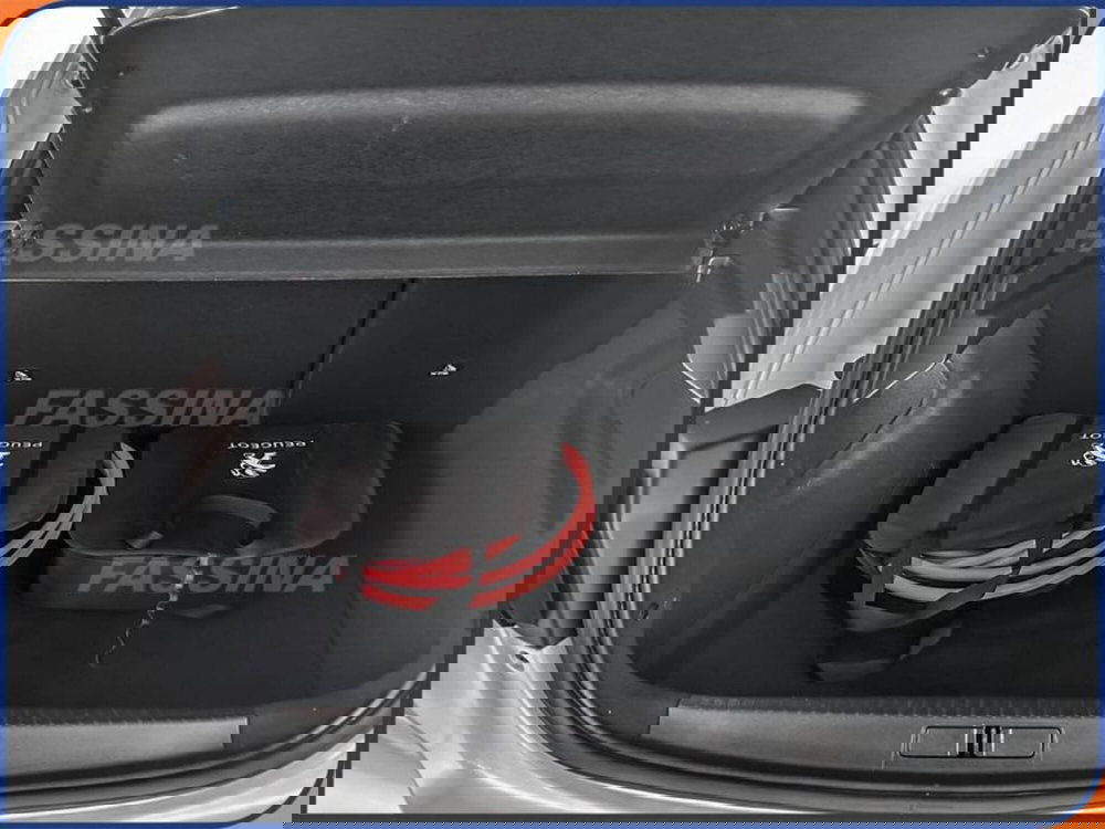 Peugeot 208 usata a Milano (11)