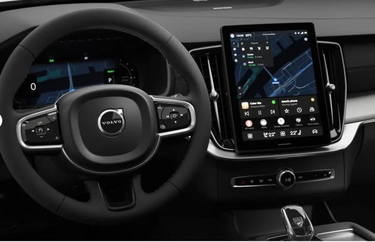 Volvo XC90 nuova a Milano (16)