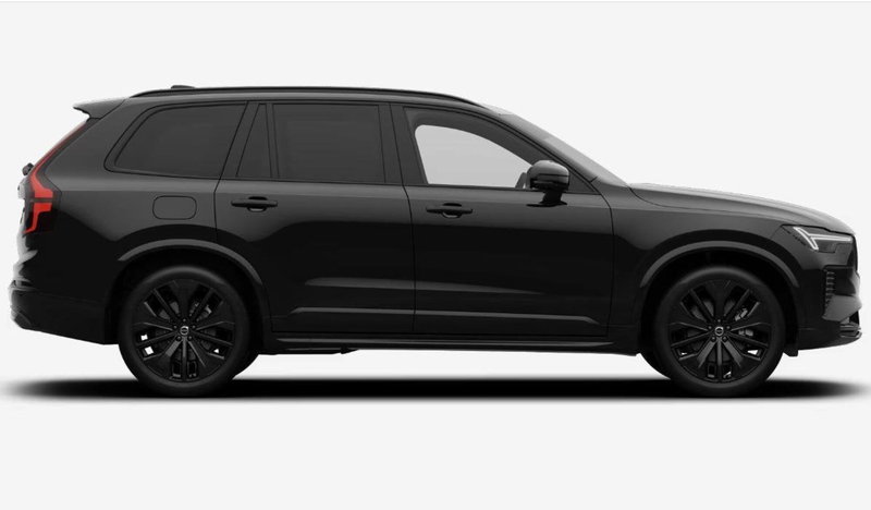 Volvo XC90 nuova a Milano (6)