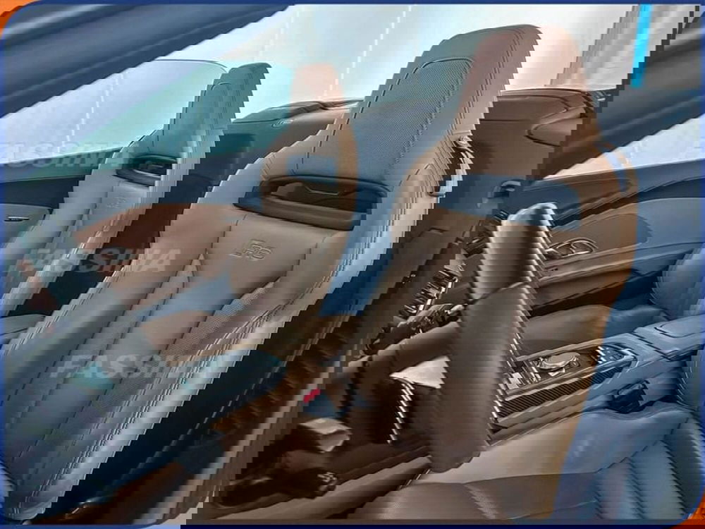 Audi R8 Cabrio usata a Milano (11)