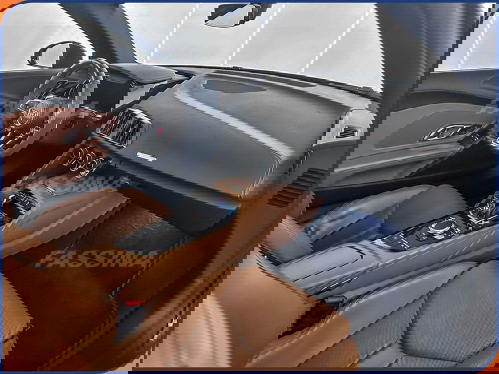 Audi R8 Cabrio usata a Milano (15)