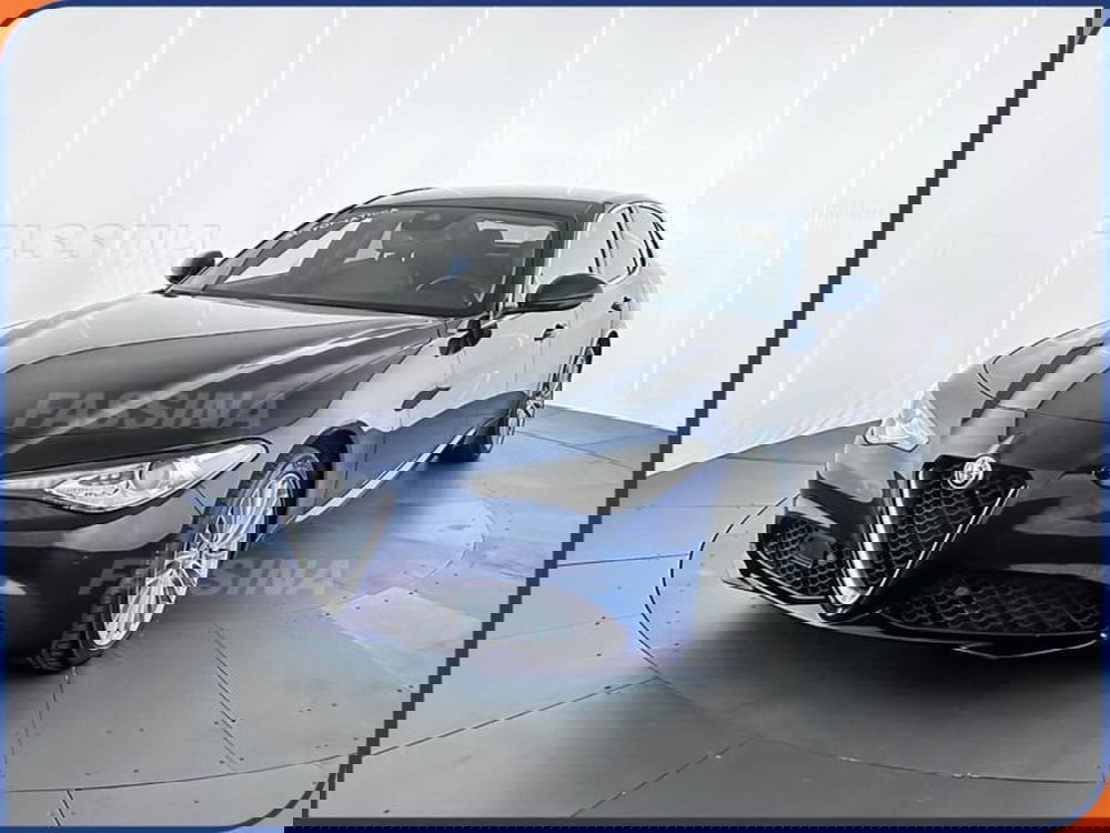 Alfa Romeo Giulia usata a Milano (3)