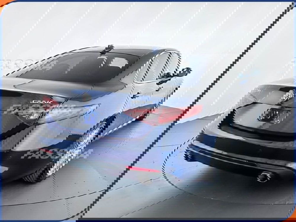 Alfa Romeo Giulia usata a Milano (6)