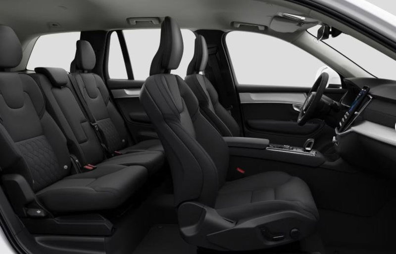 Volvo XC90 nuova a Milano (13)