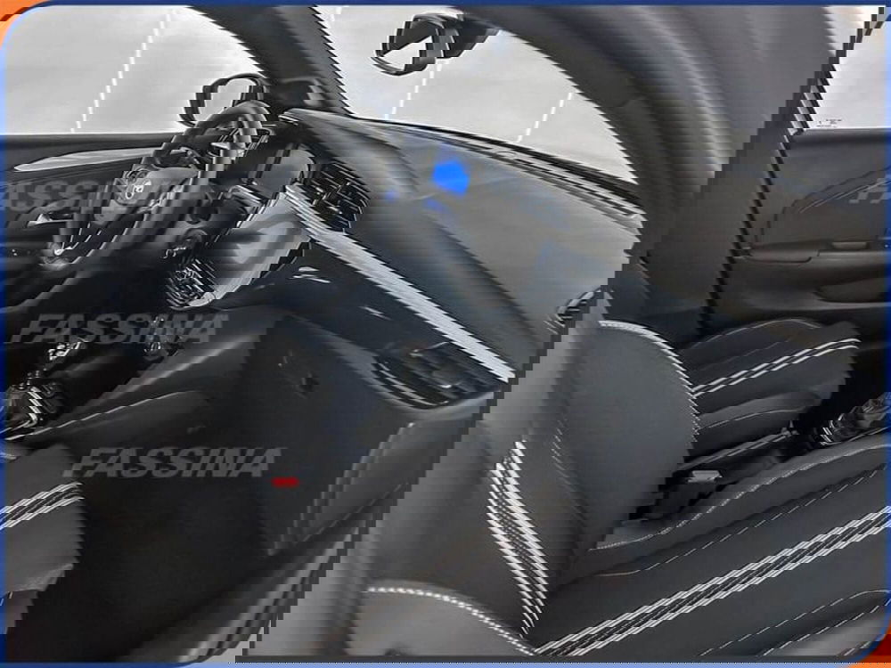 Opel Corsa usata a Milano (12)