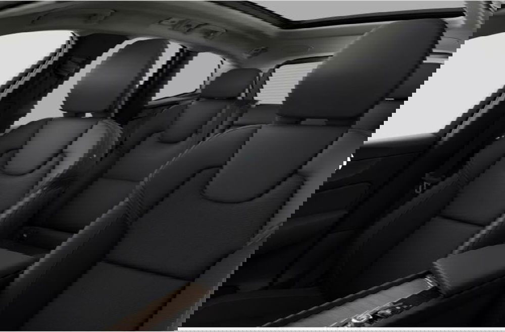 Volvo XC60 nuova a Milano (12)