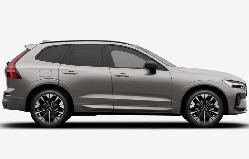 Volvo XC60 nuova a Milano (6)