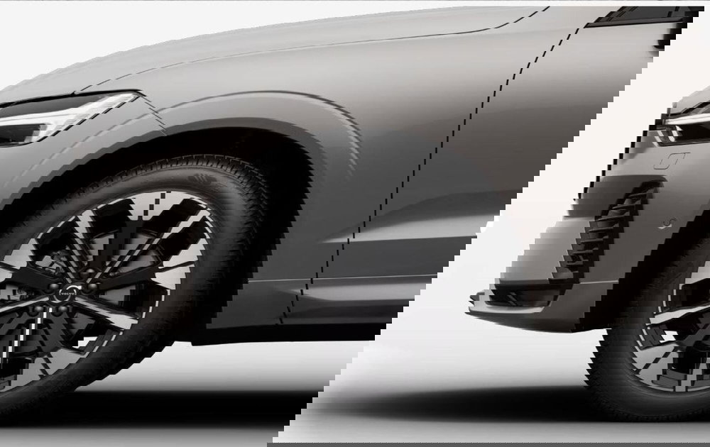 Volvo XC60 nuova a Milano (9)