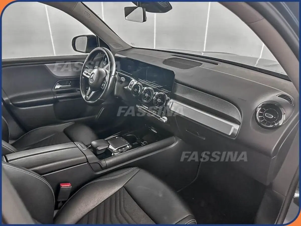 Mercedes-Benz GLB usata a Milano (14)