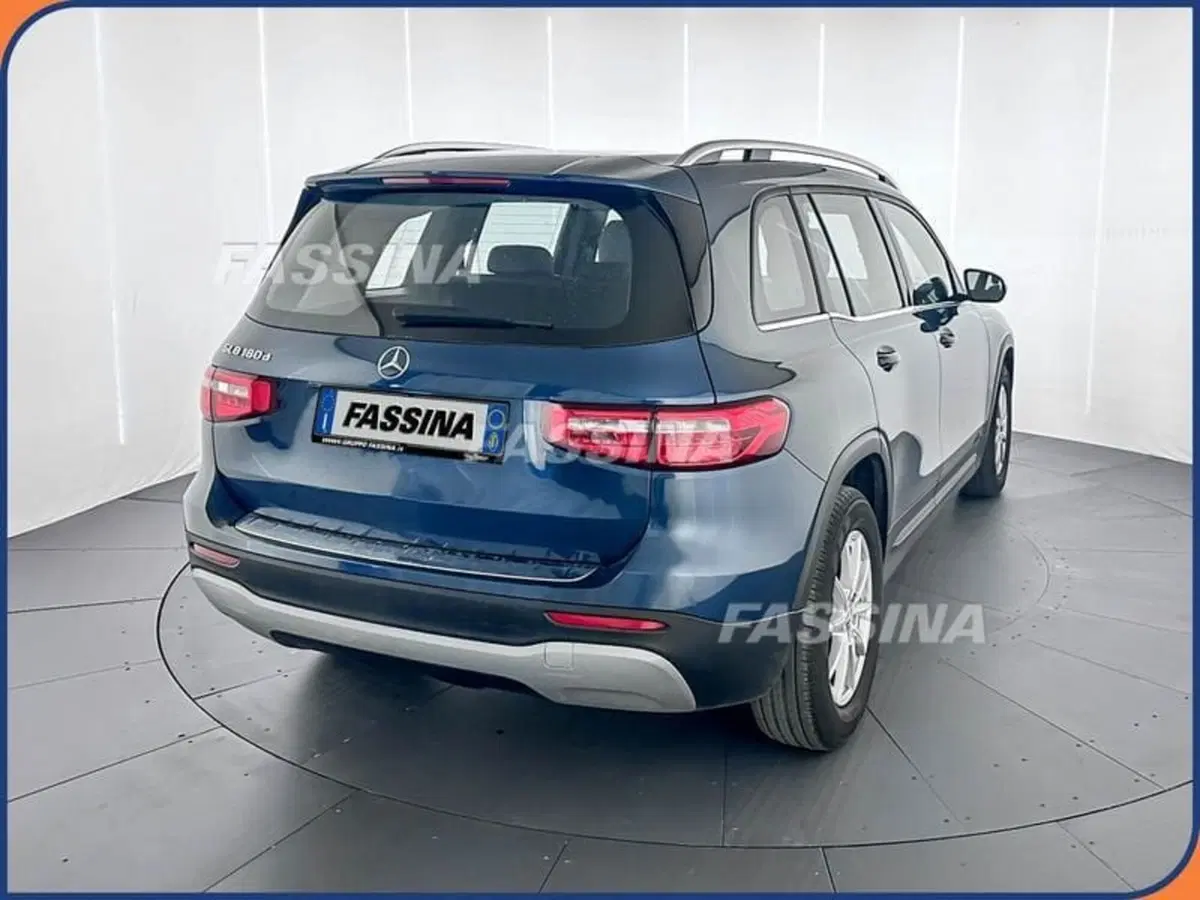 Mercedes-Benz GLB usata a Milano (6)