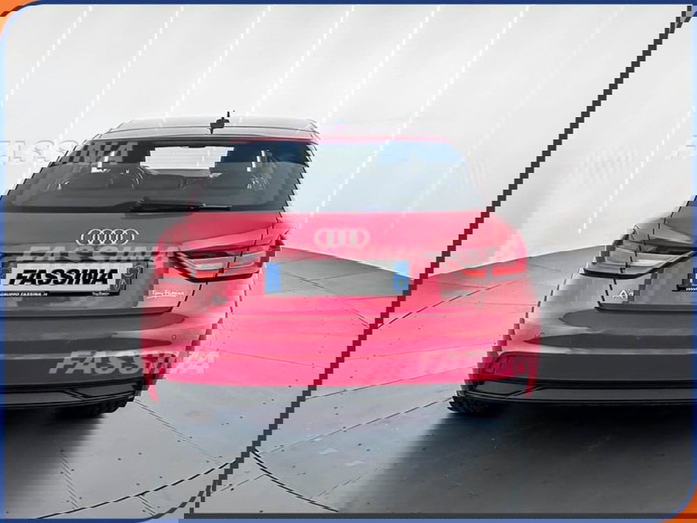 Audi A1 Sportback usata a Milano (5)