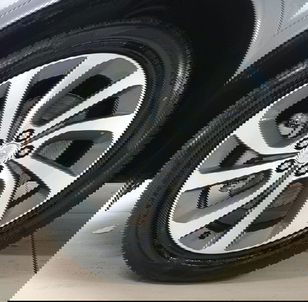 Land Rover Discovery Sport usata a Catanzaro (9)