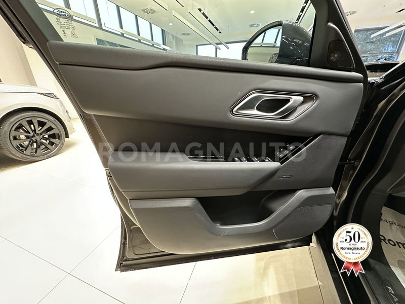Land Rover Range Rover Velar usata a Forlì-Cesena (15)