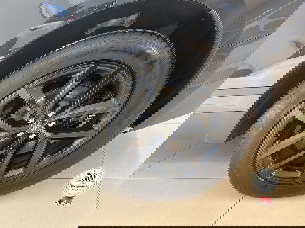 Land Rover Range Rover Velar usata a Forlì-Cesena (9)