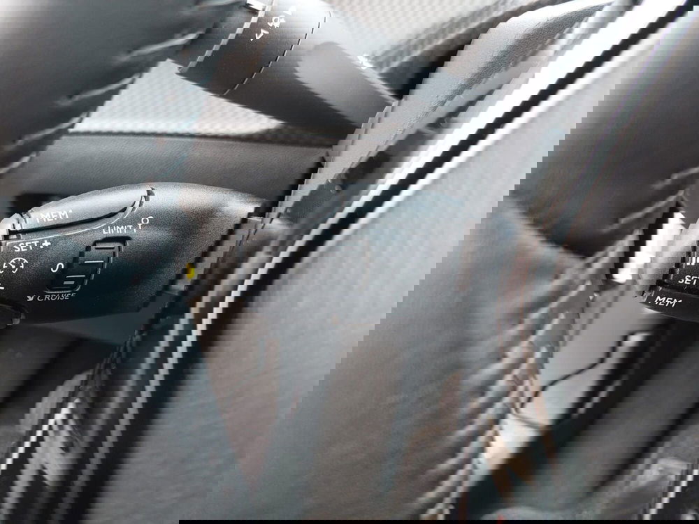 Peugeot 2008 usata a Pavia (10)