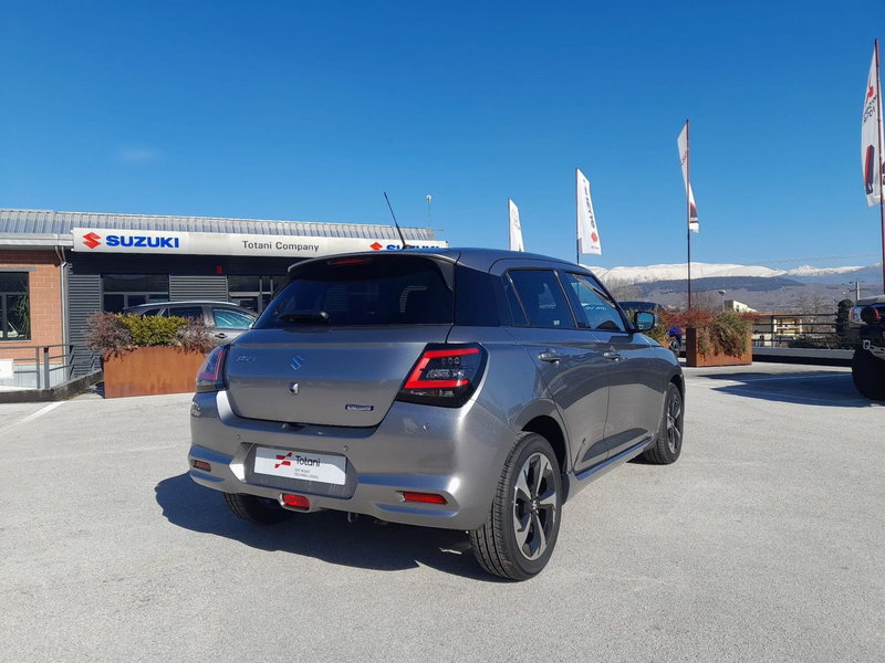 Suzuki Swift nuova a L'Aquila (4)