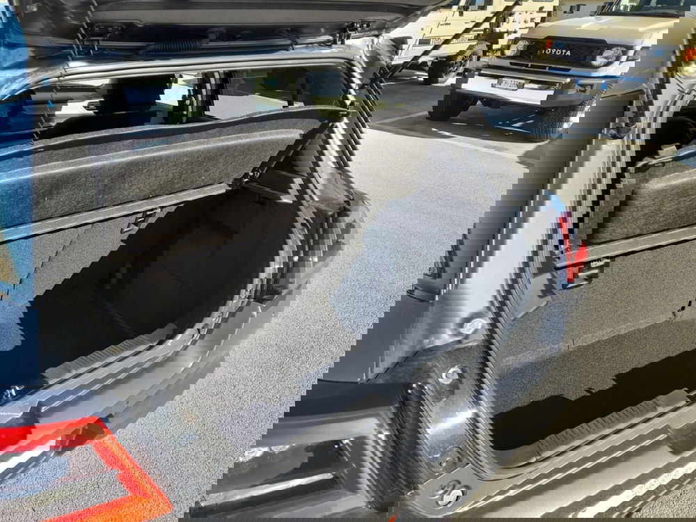 Suzuki Swift nuova a L'Aquila (4)