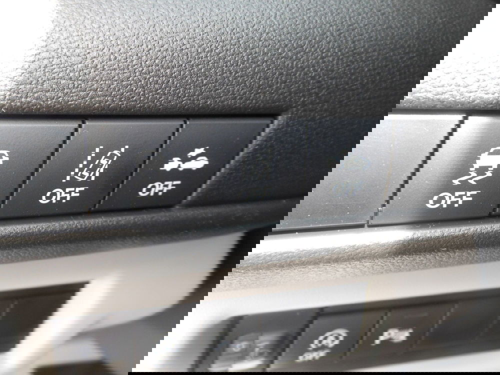 Suzuki Swift nuova a L'Aquila (14)