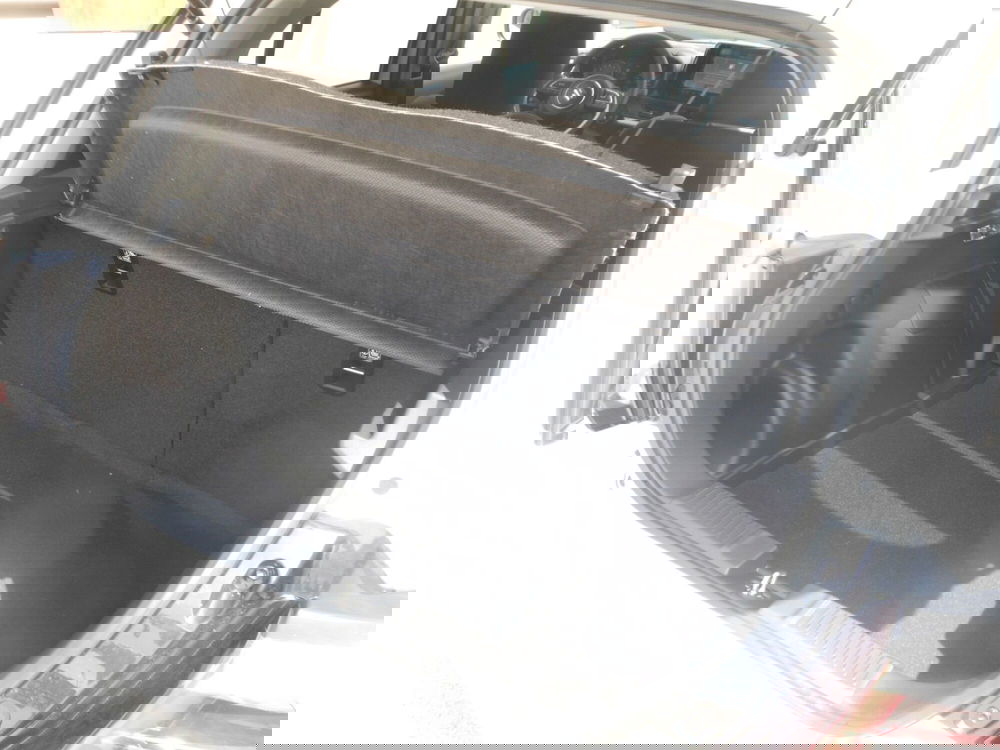 Suzuki Swift nuova a L'Aquila (7)