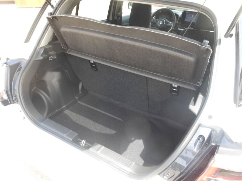 Suzuki Swift nuova a L'Aquila (7)