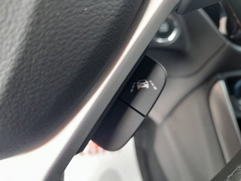 Suzuki S-Cross nuova a L'Aquila (10)