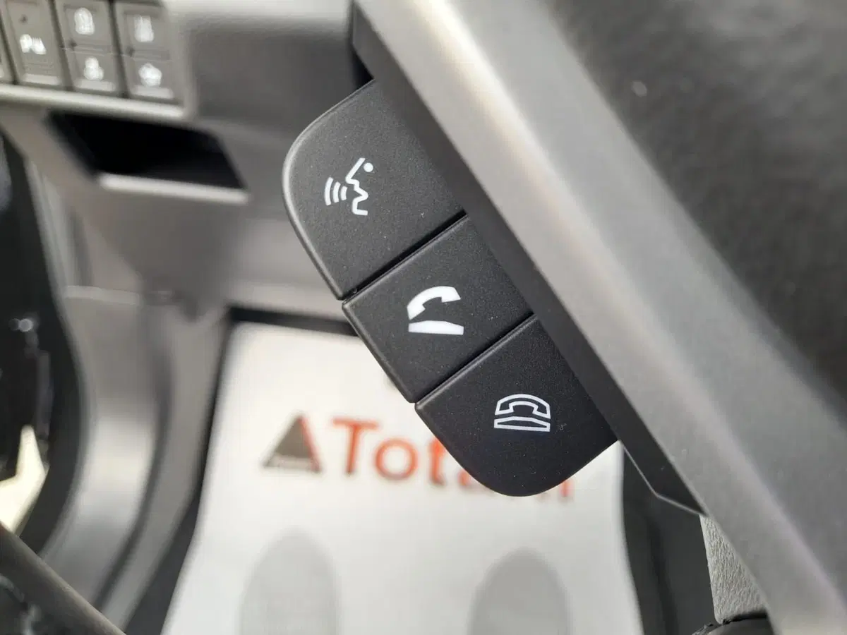 Suzuki S-Cross nuova a L'Aquila (11)