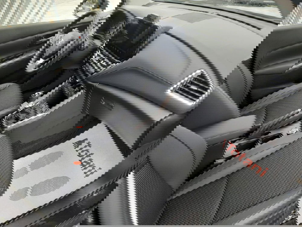 Suzuki S-Cross nuova a L'Aquila (8)