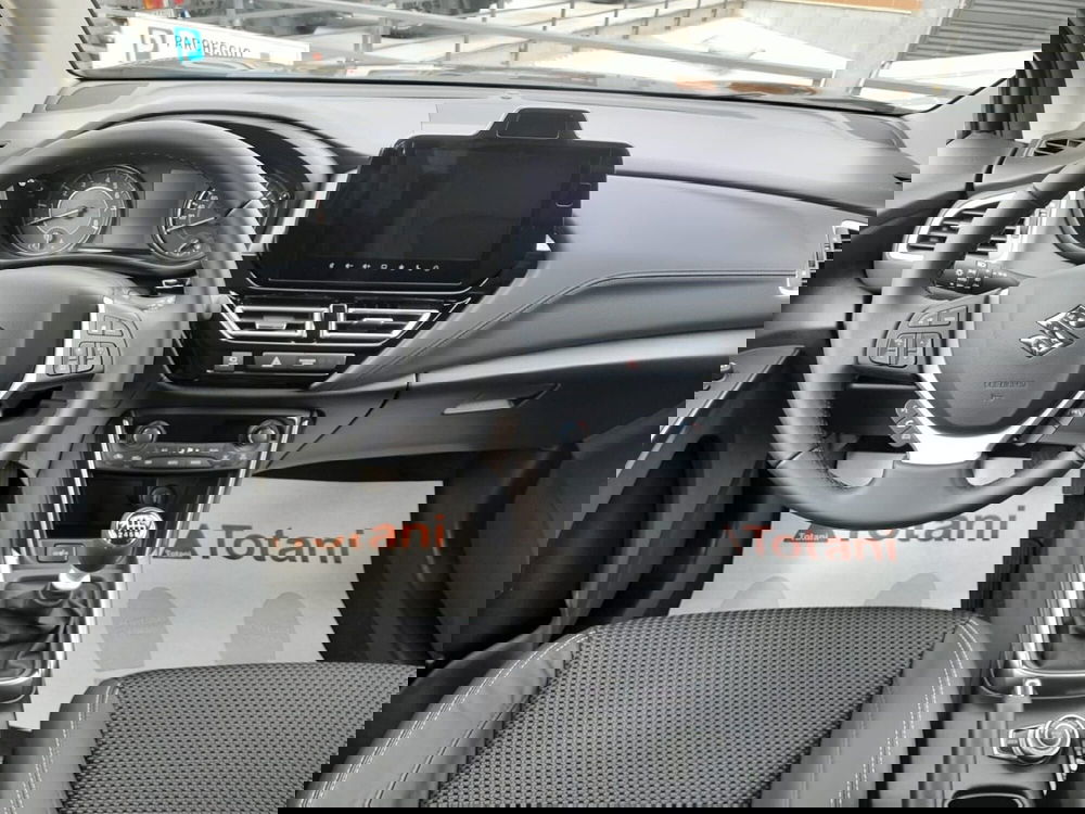 Suzuki S-Cross nuova a L'Aquila (9)