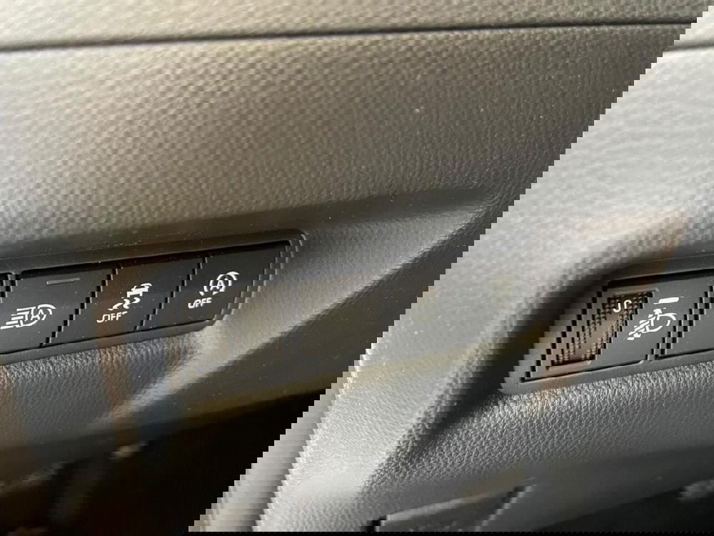 Toyota Aygo X usata a Reggio Calabria (14)