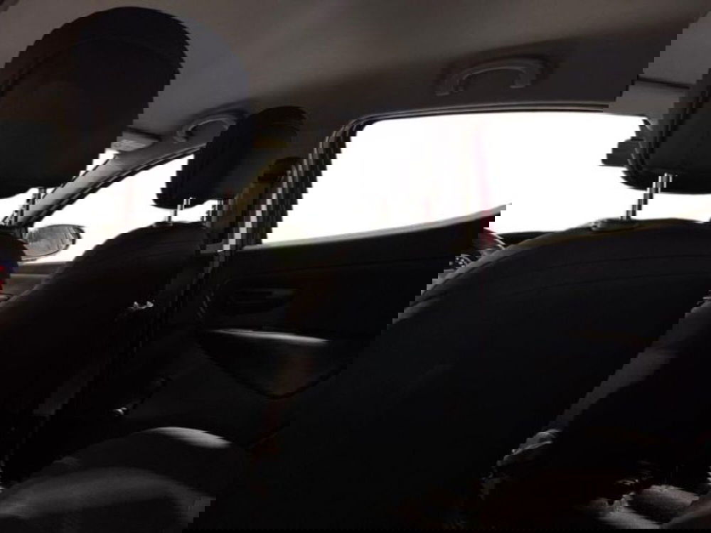 Lancia Ypsilon usata a Ancona (17)