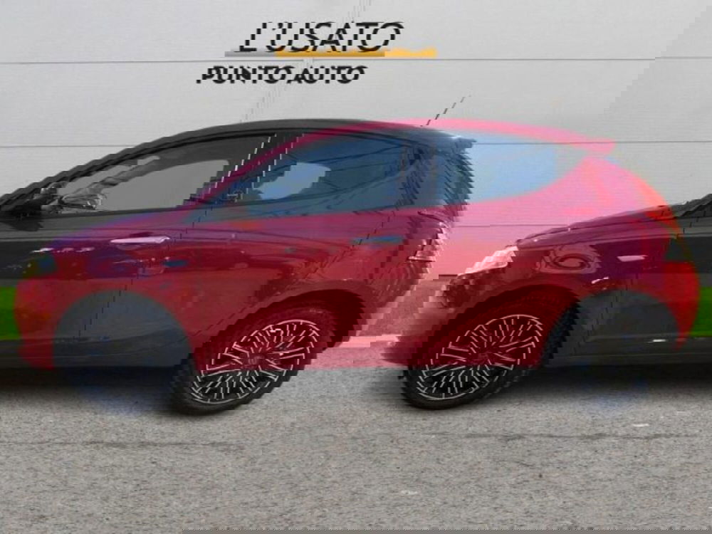 Lancia Ypsilon usata a Ancona (4)