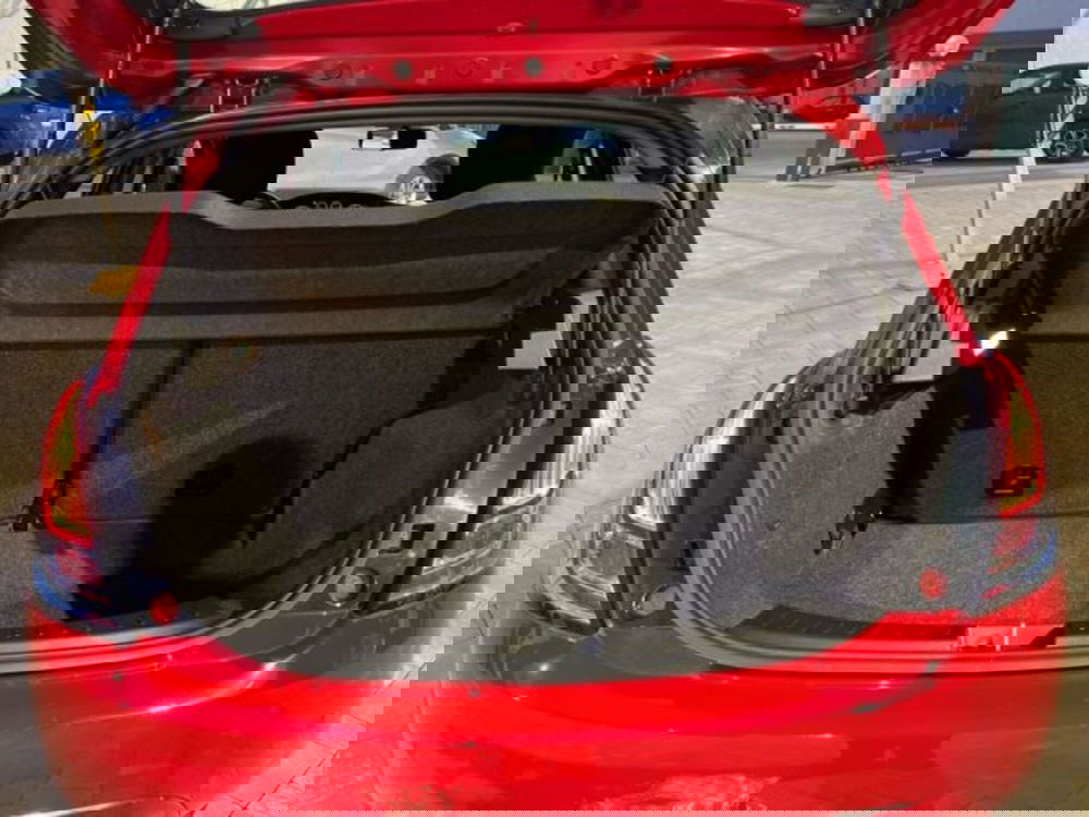 Lancia Ypsilon usata a Ancona (7)