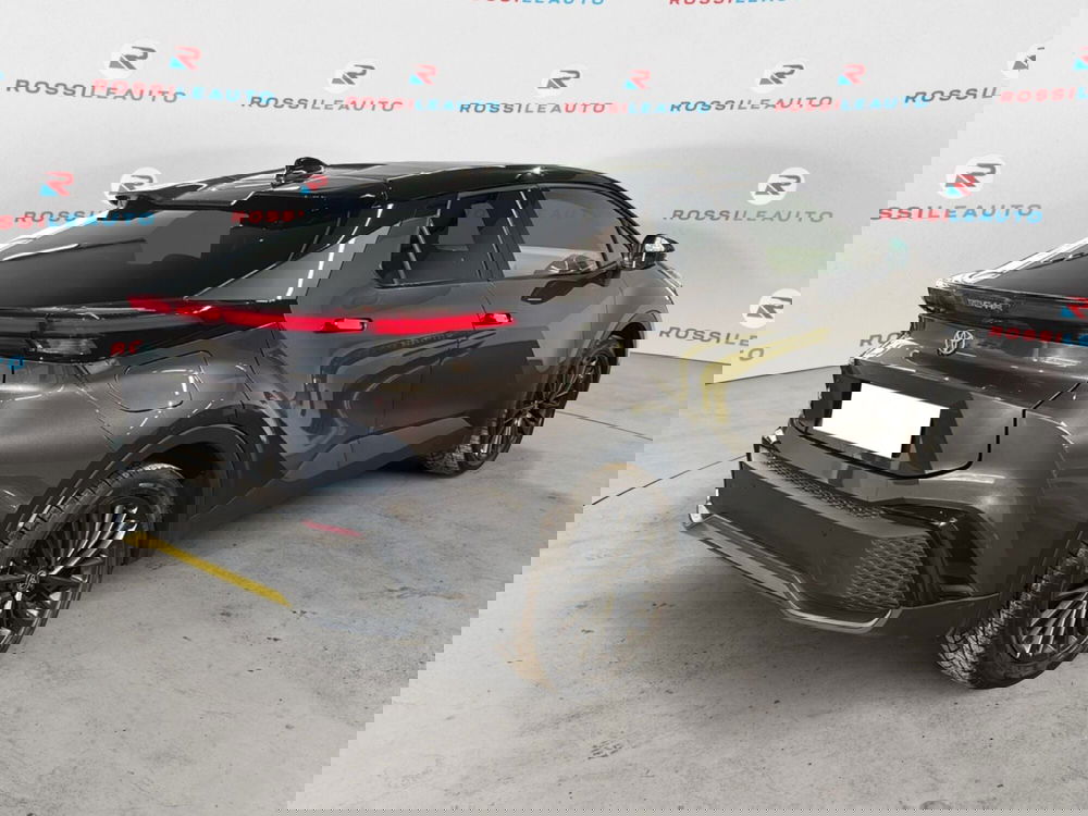 Toyota Toyota C-HR usata a Massa-Carrara (5)
